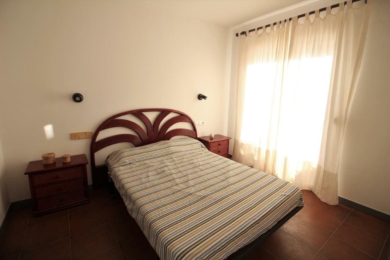 Global Immo 3330 Royal Marina I Tramuntana 4-10 Daire Roses Dış mekan fotoğraf