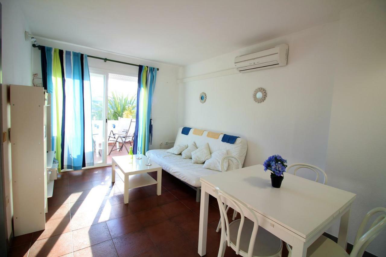 Global Immo 3330 Royal Marina I Tramuntana 4-10 Daire Roses Dış mekan fotoğraf